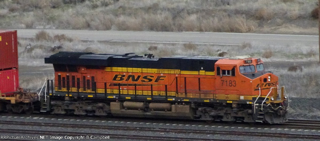 BNSF 7183